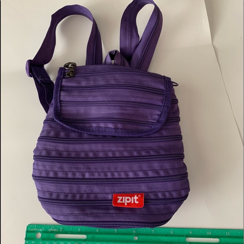 COPY - Zipit Backpack style - Picture 1 of 6
